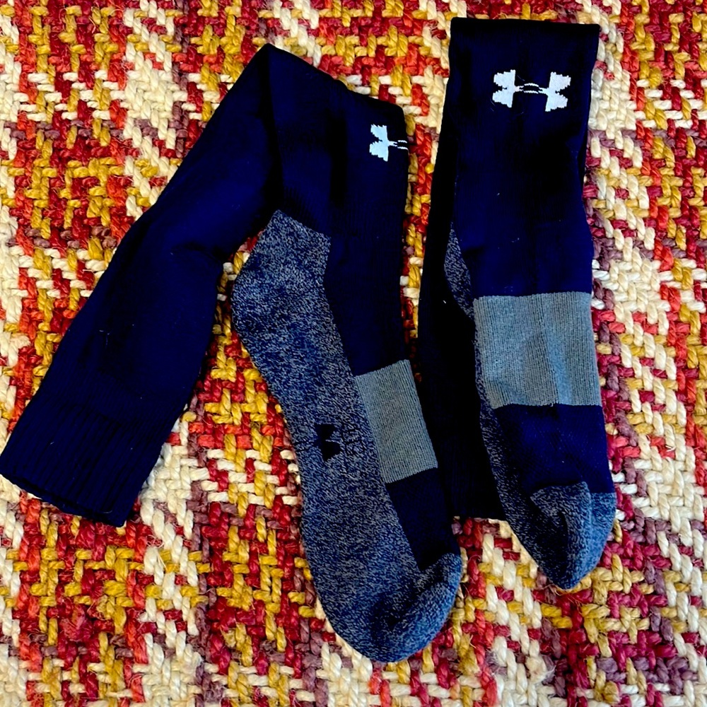 Mens Navy Blue extra long Under Armour soccer or football socks! Never worn.